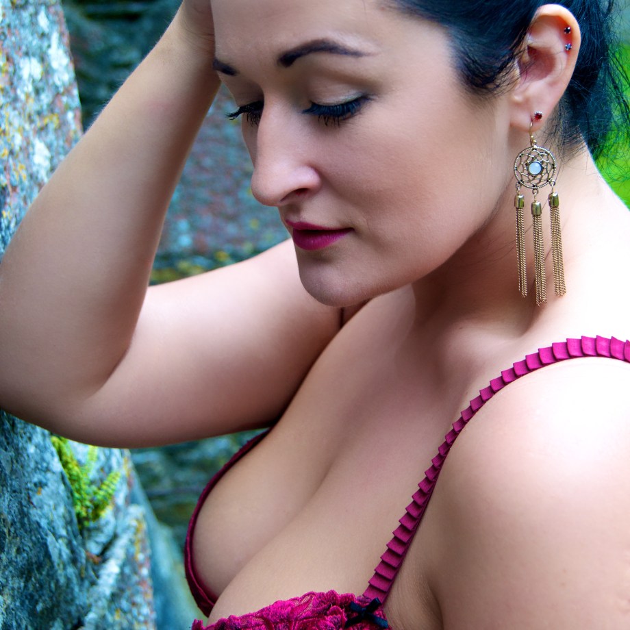 Curvy Model in Cork, Ireland