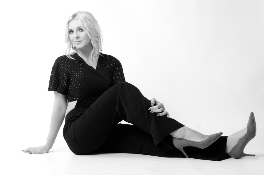 personal trainer, model, glamour, cork, planet health club