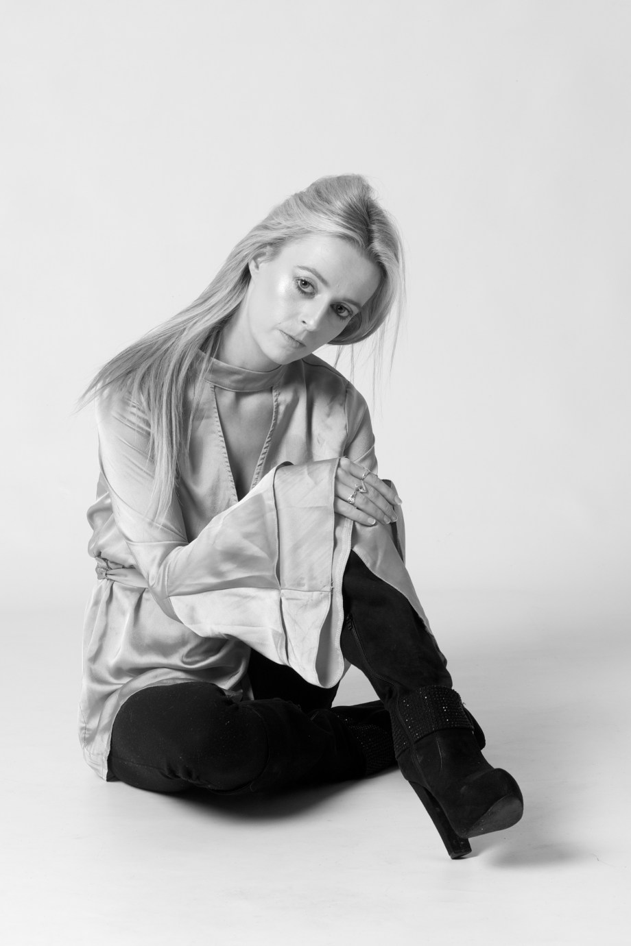 glamour, model, cork, ireland, kenmare, cliona b, the barbarella band, topless, nude