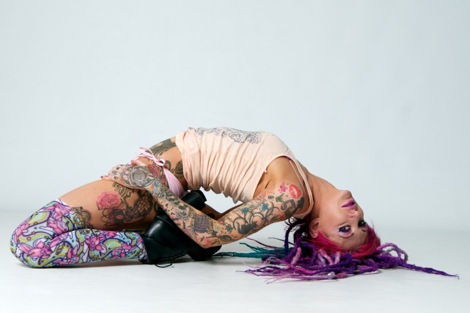 glamour, studio, dreads, tattoos, sexy