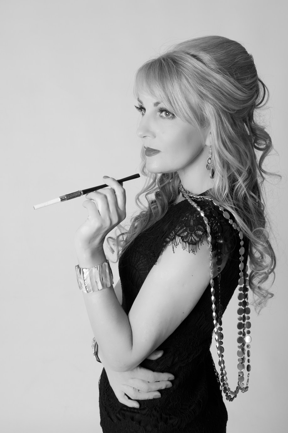 glamour, portrait, studio, cigarette