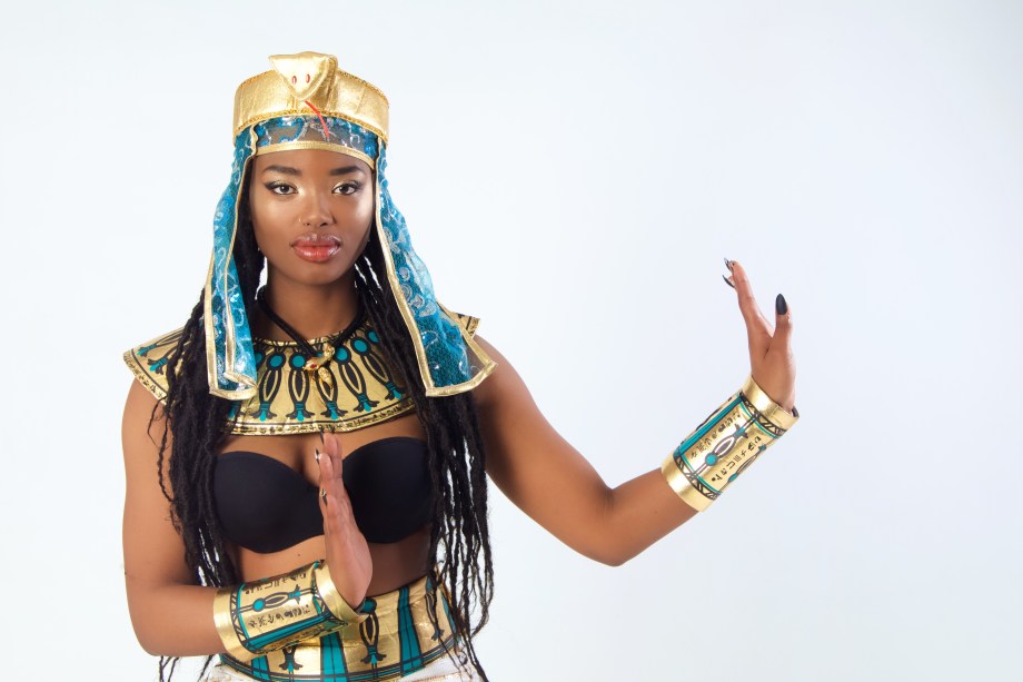 minnie marley, singer, soul, alternative, tattoos, glamour, studio, lingerie, cleopatra