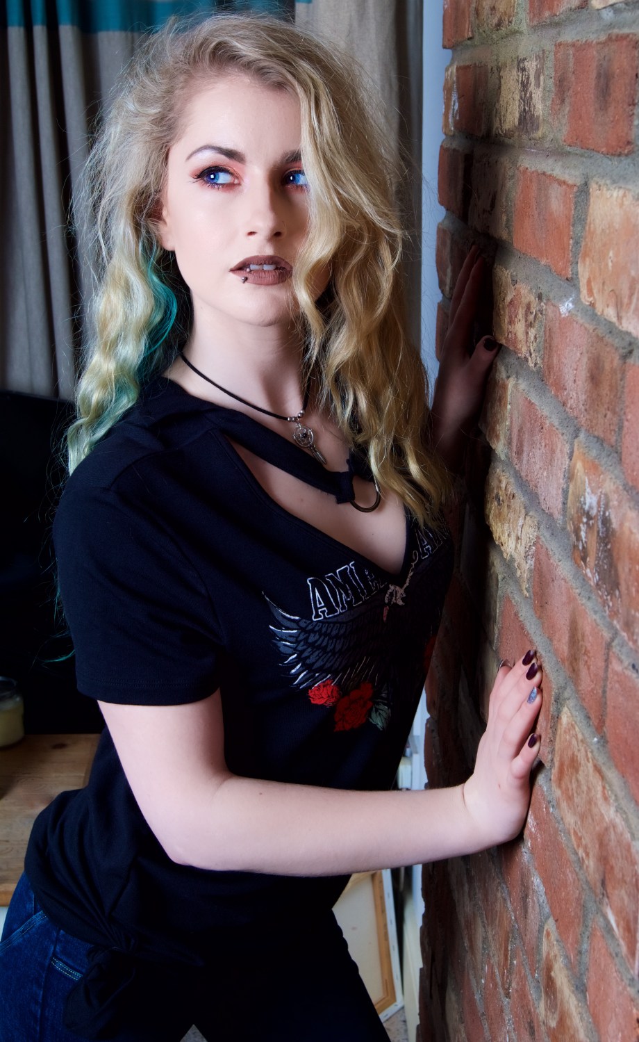 Die Baroness, homeshoot, portrait, glamour, model photography, cork, ireland, blonde, blue eyes