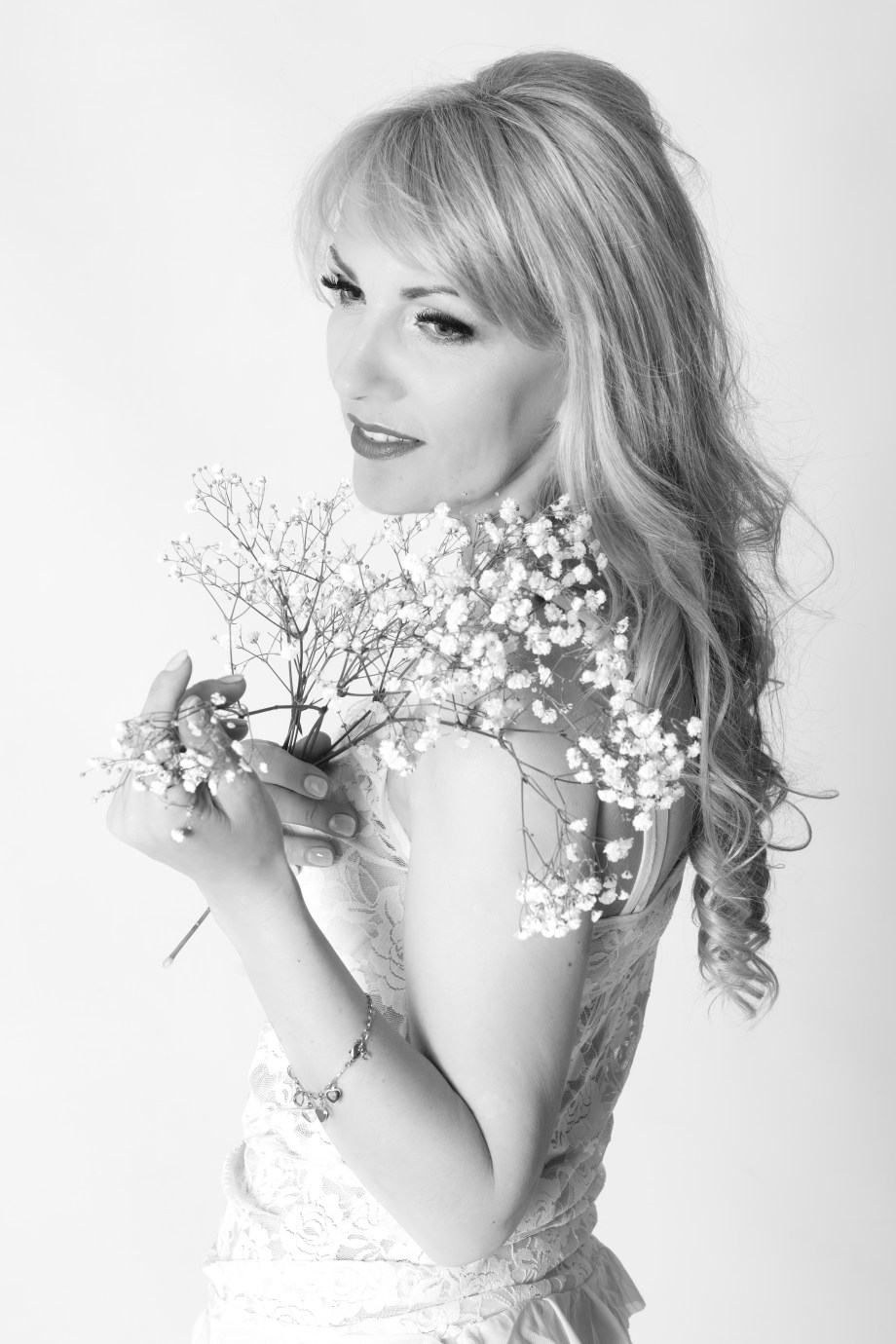 Dzintra, glamour, lingerie, cork, ireland, photoshoot, studio shoot, boudoir, portrait, black and white