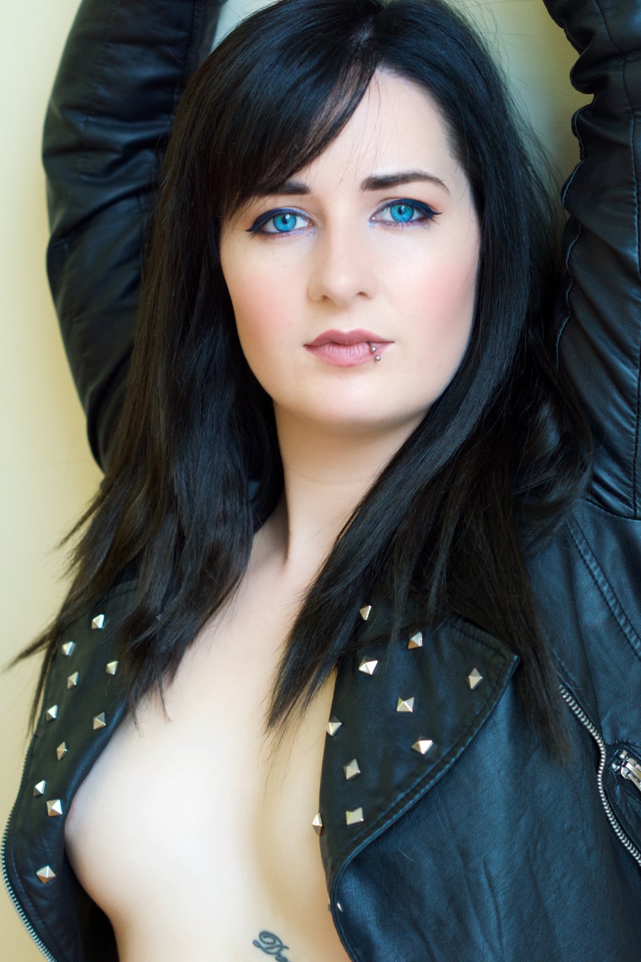 glamour, photography, sexy, cork, ireland, lingerie, boudoir, topless, implied