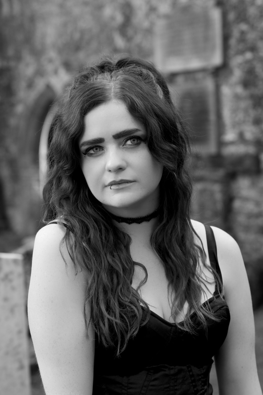 alternative, glamour, cork, kilcrea, abbey, black and white, gothic, eyes, samhain, silent movie, portrait