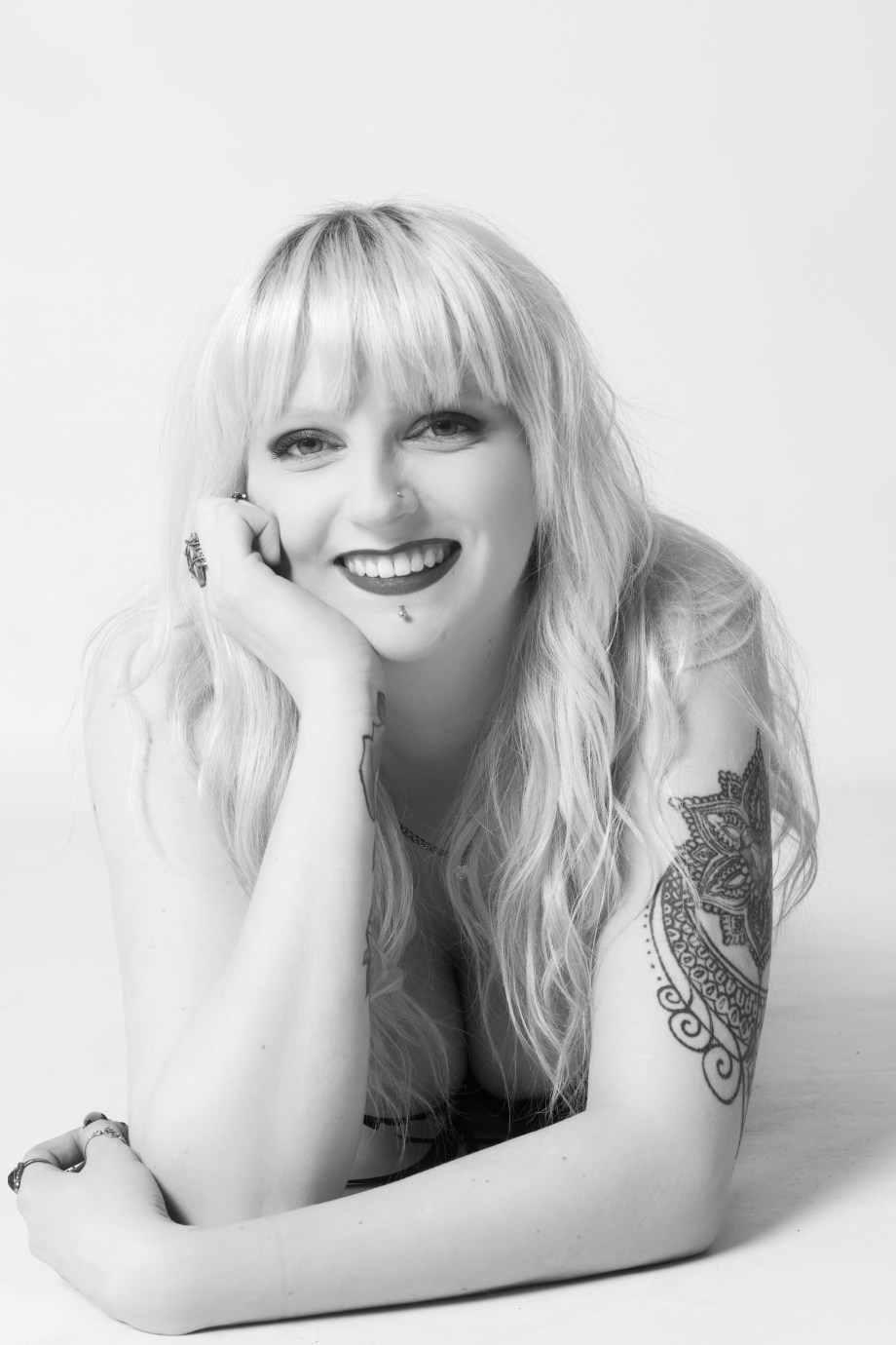 portrait, black and white, studio, glamour, ireland, cork, blonde, lingerie