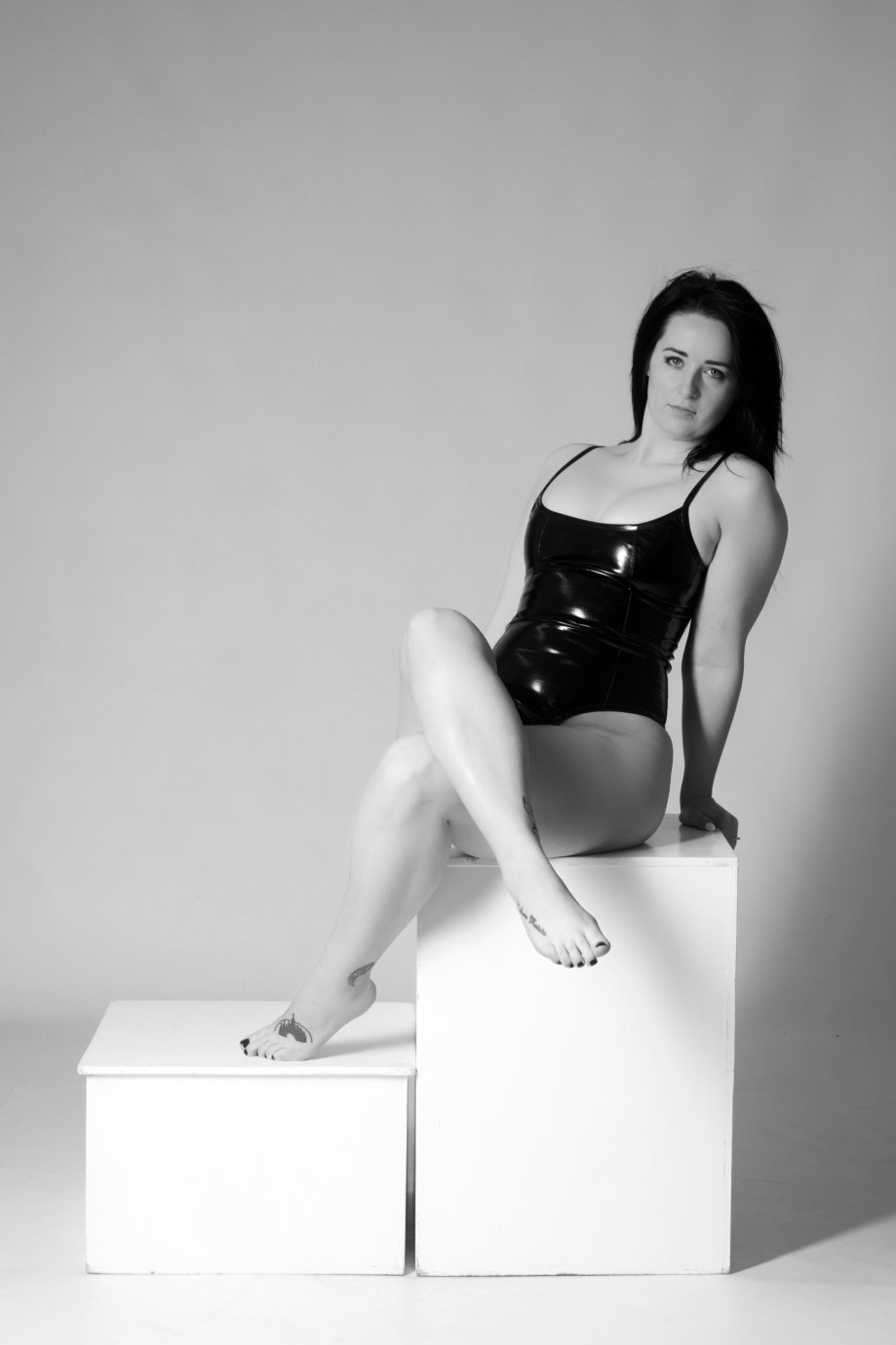 cork, glamour, photoshoot, studio, ireland, lingerie, black and white