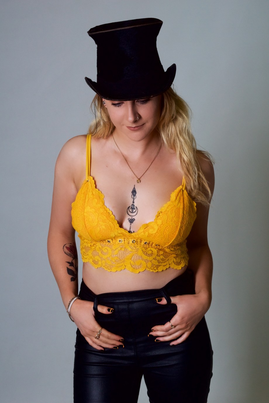 cork, ireland, glamour, studio, photography, tfp, models wanted, portrait