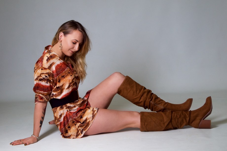 cork, ireland, glamour, studio, photography, tfp, models wanted, portrait