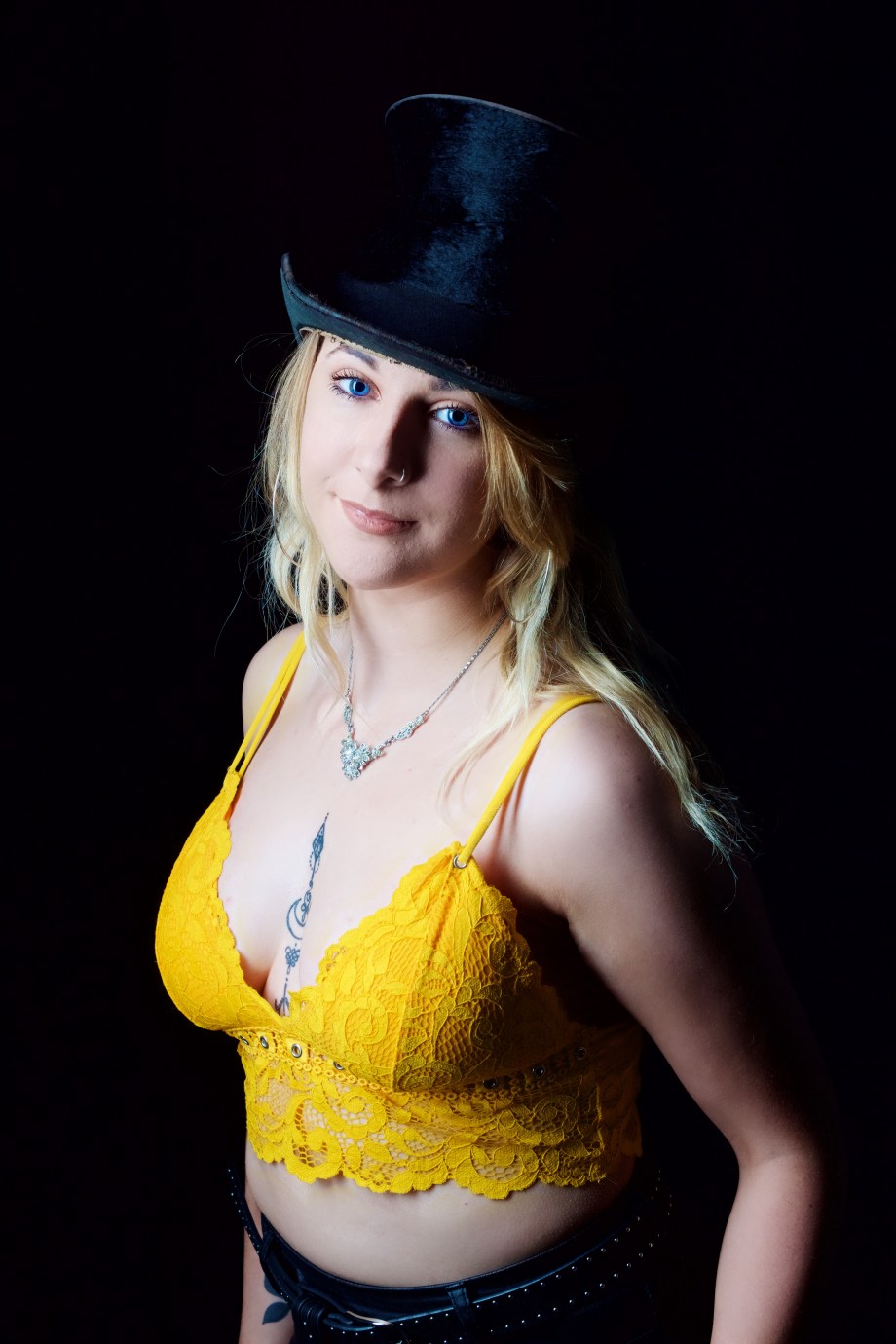 cork, ireland, glamour, studio, photography, tfp, models wanted, portrait