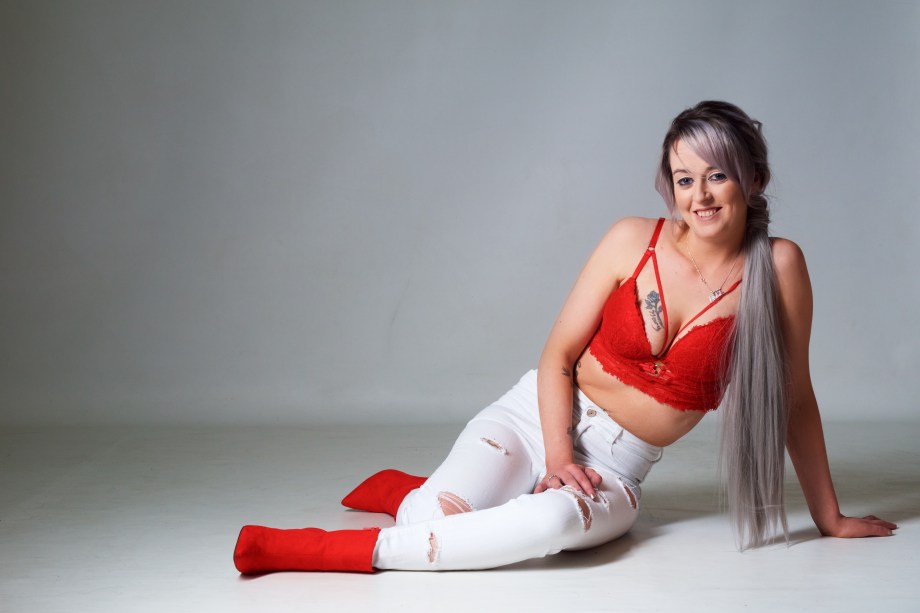 Cliona B, Glamour, Barbarella Band, photoshoot, studio, boudoir,