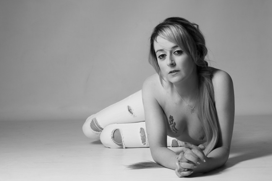 Cliona B, Glamour, Barbarella Band, photoshoot, studio, topless