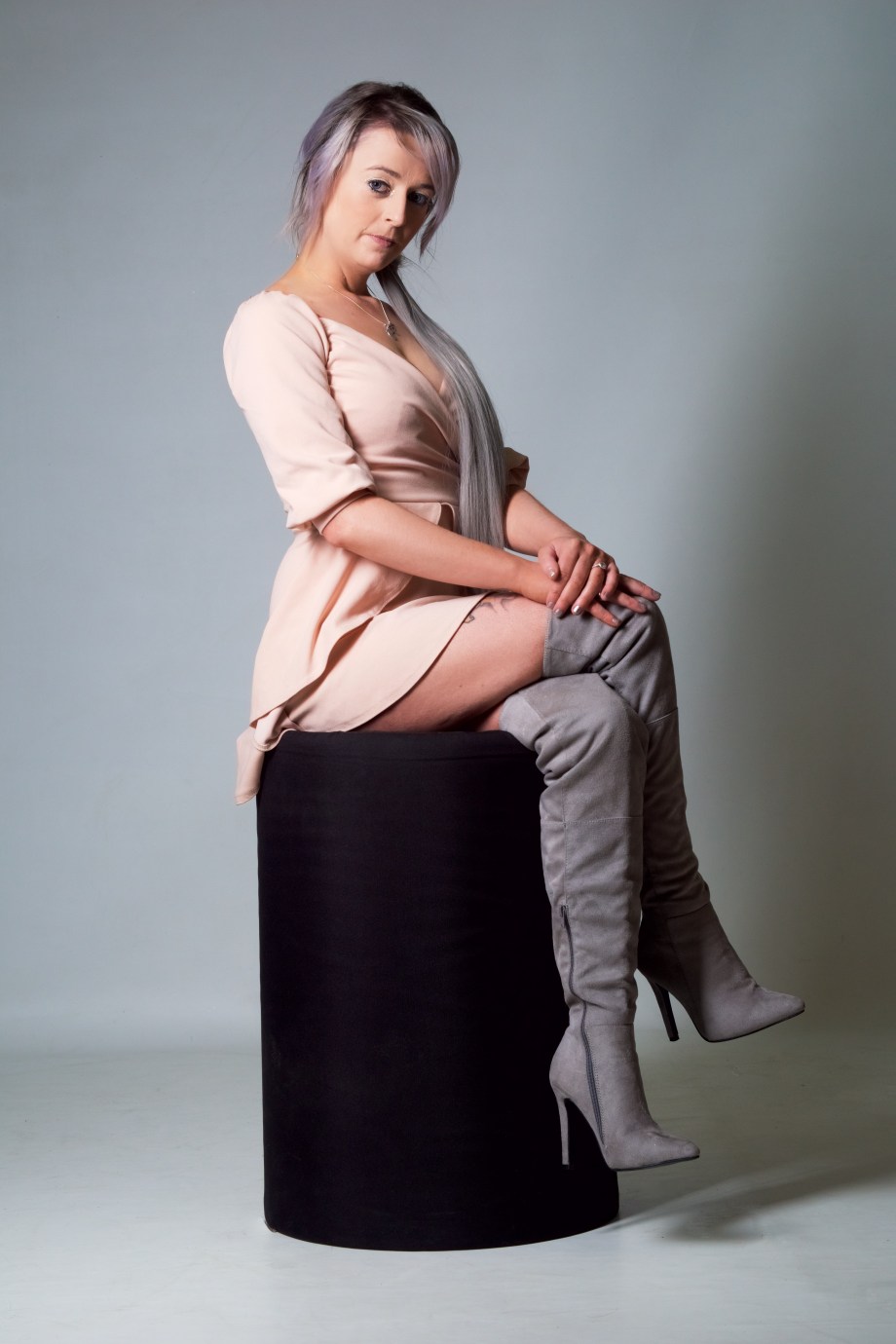 Cliona B, Glamour, Barbarella Band, photoshoot, studio,