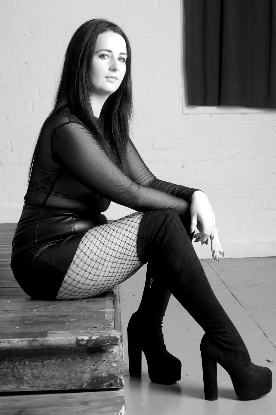 portrait, glamour, boudoir, cork, ireland, studio photography, tfp, models wanted, lingerie, black and white