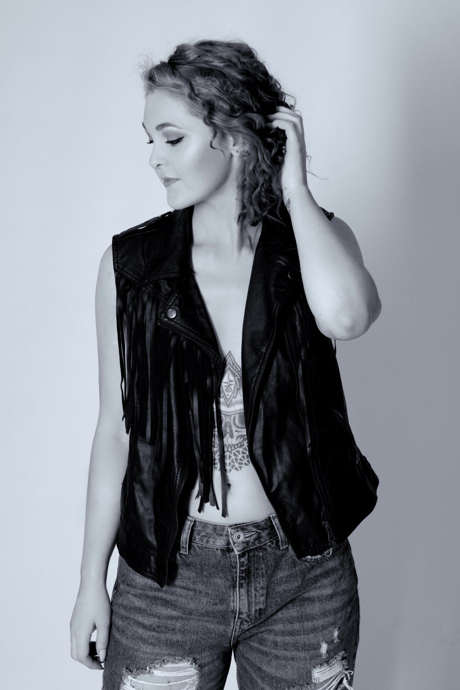 Sarah O'Connor, model, cork, ireland, boudoir, glamour,studio, lingerie