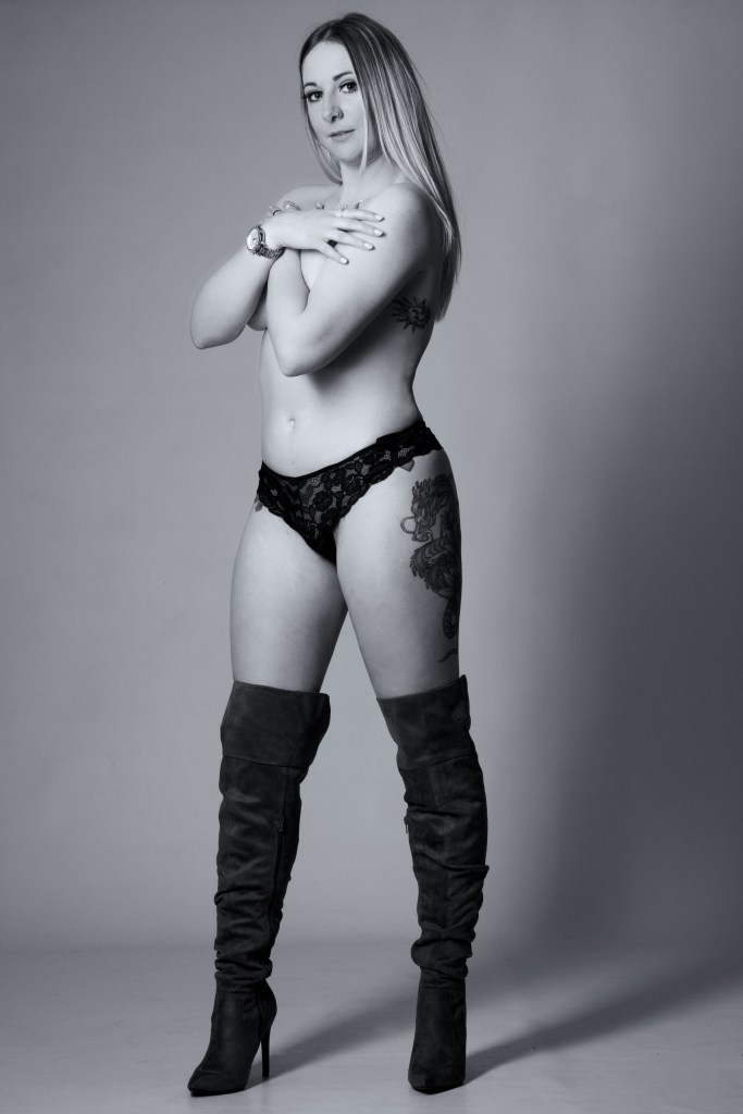 Cork, Glamour Photography, black and white, studio shoot, topless
