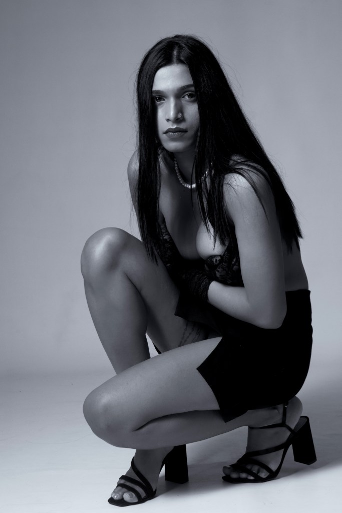 glamour, studio shoot, cork, ireland, black and white