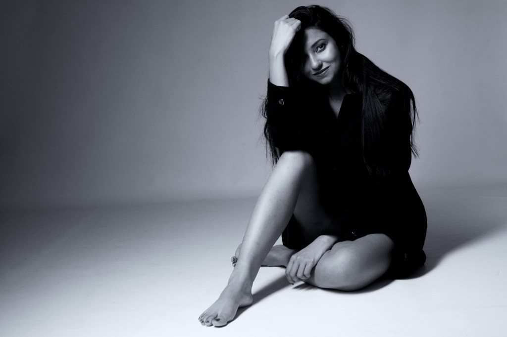 glamour, studio shoot, cork, ireland, black and white