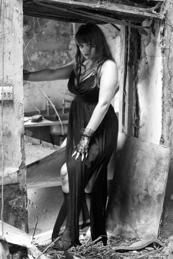 alternative glamour, photoshoot, cork, ireland, irish models, abandoned house
