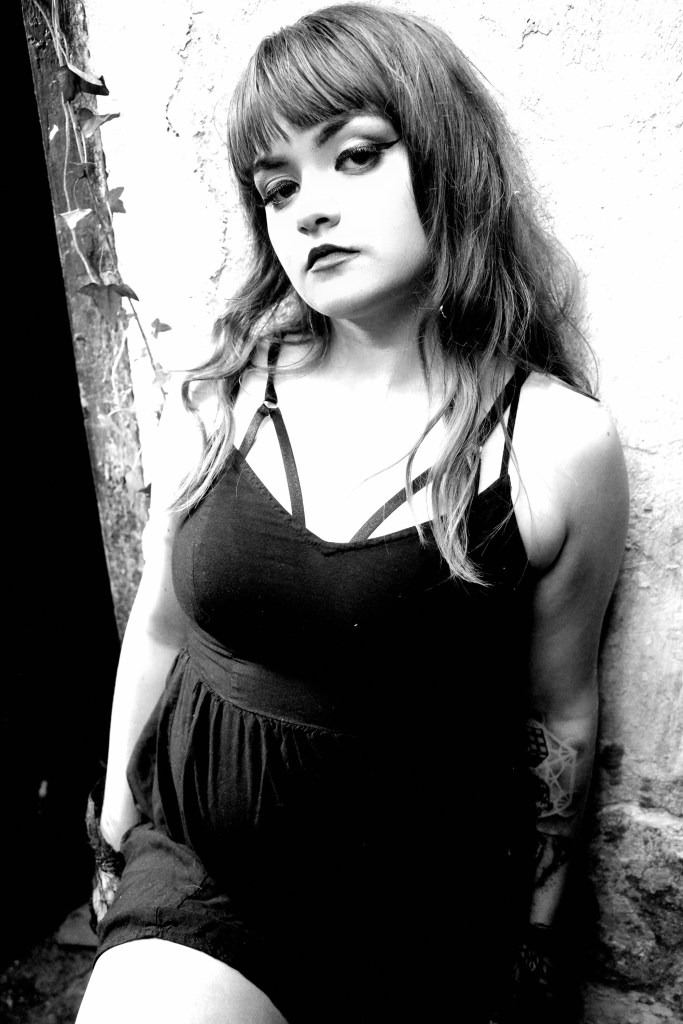 alternative glamour, photoshoot, cork, ireland, irish models, abandoned house