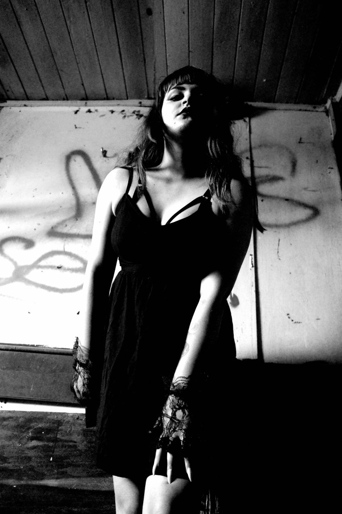 alternative glamour, photoshoot, cork, ireland, irish models, abandoned house