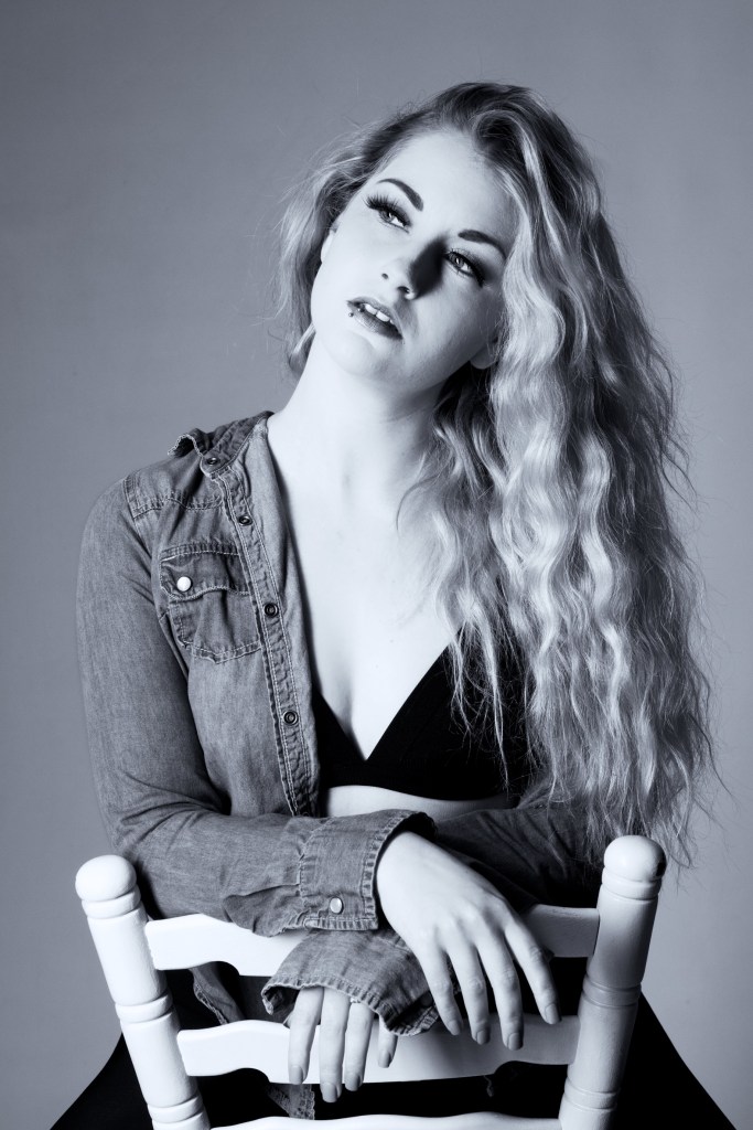 cork, ireland, Jenny Schmiedel, glamour, portrait, studio photography