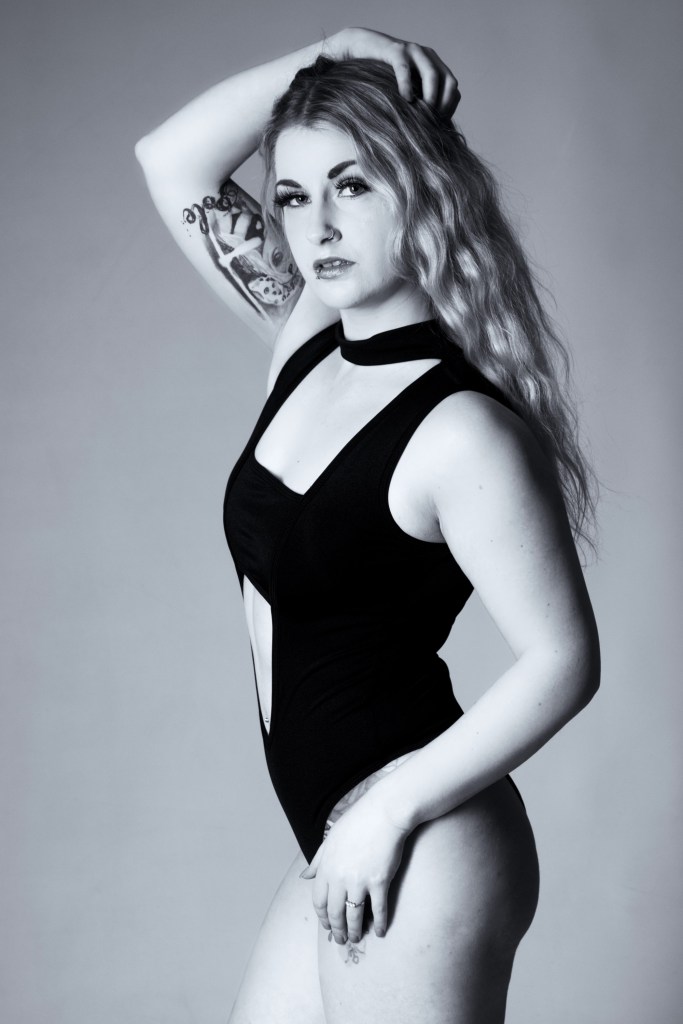 cork, ireland, Jenny Schmiedel, glamour, portrait, studio photography