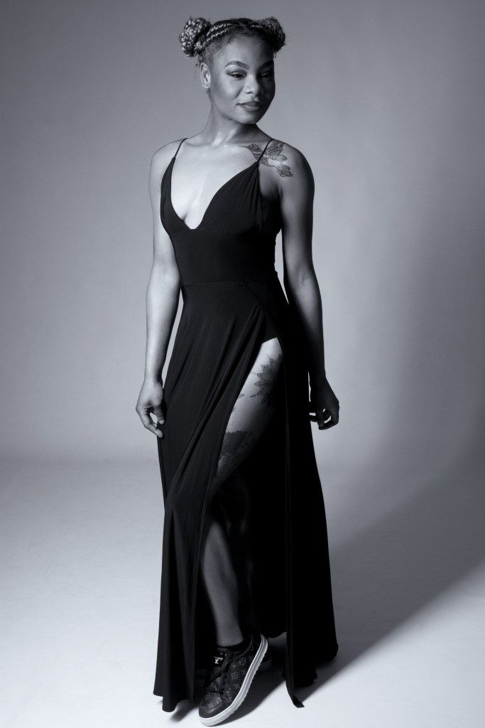 studio photography, cork, glamour, black and white