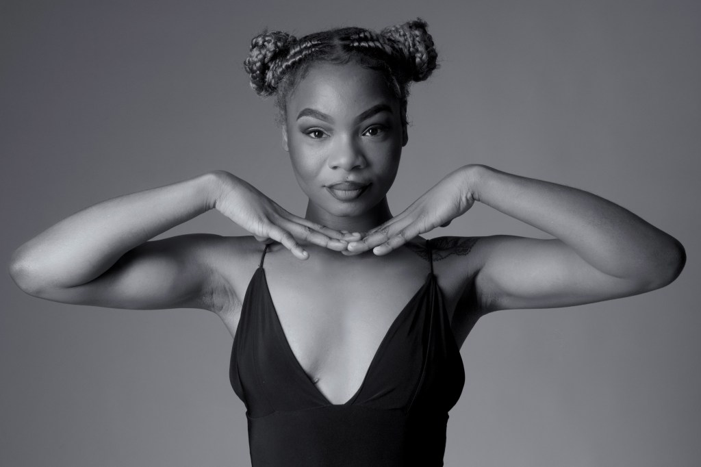 studio photography, cork, glamour, black and white