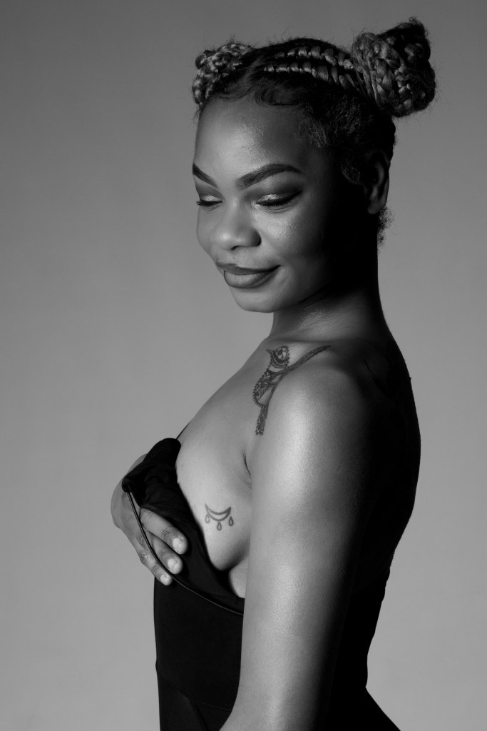 studio photography, cork, glamour, black and white