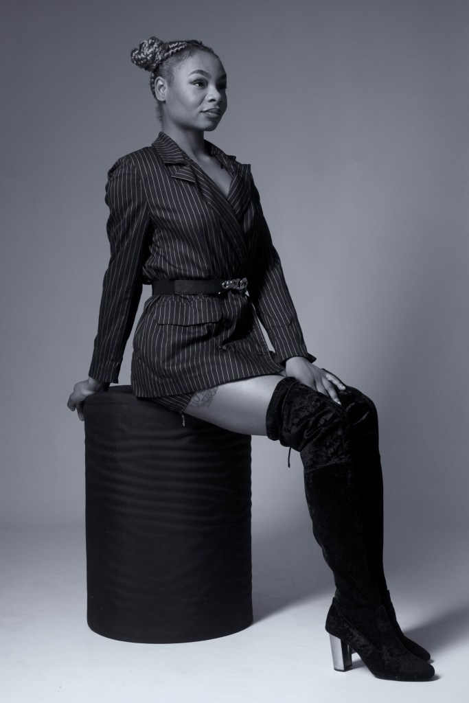 studio photography, cork, glamour, black and white