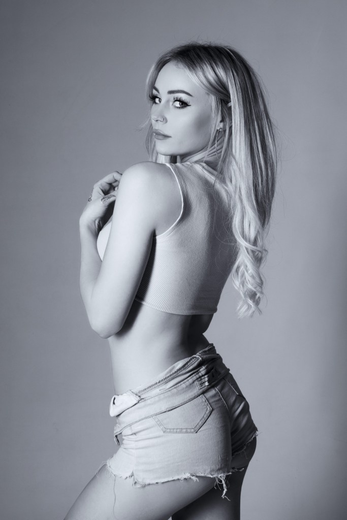 glamour, photography, studio, ireland, cork, black and white