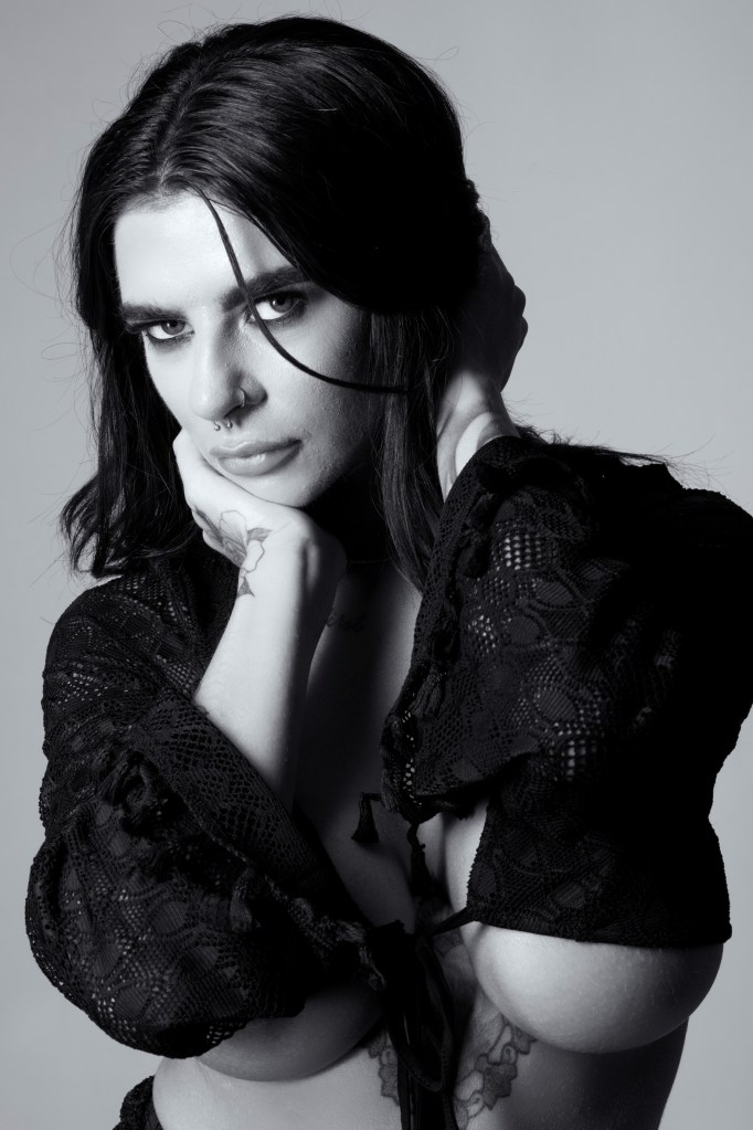 black and white, glamour, tattoos, studio shoot, cork, ireland, Julieanne Mccarthy