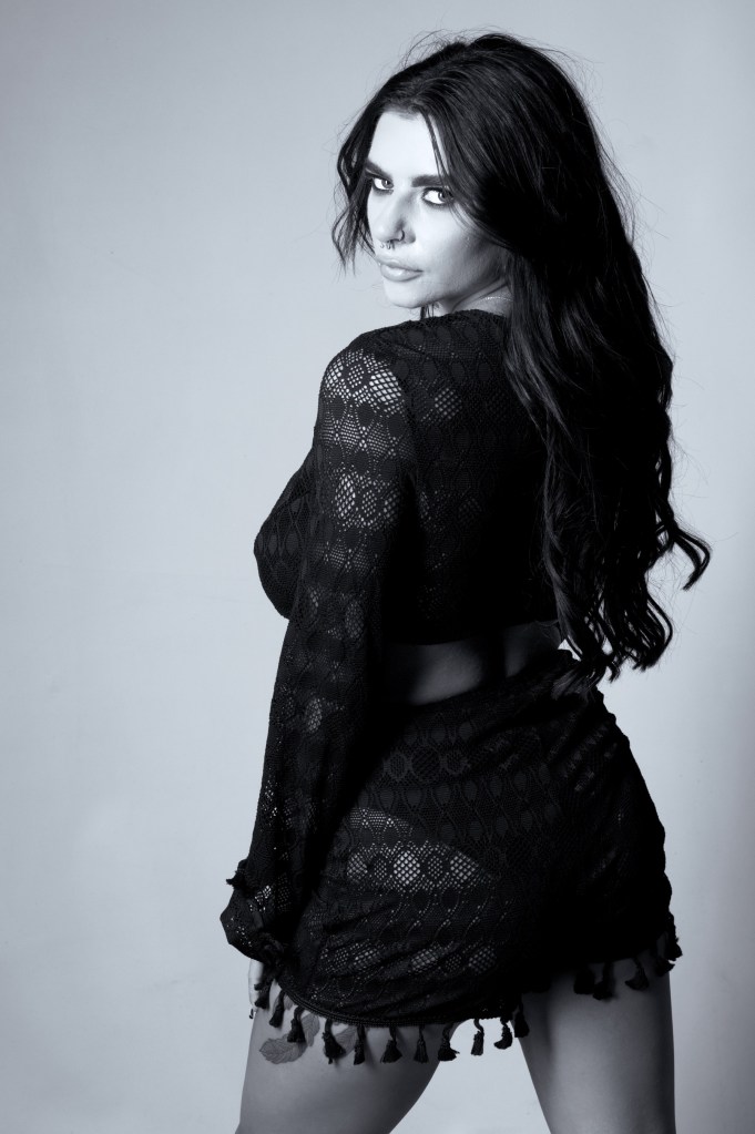 black and white, glamour, tattoos, studio shoot, cork, ireland, Julieanne Mccarthy