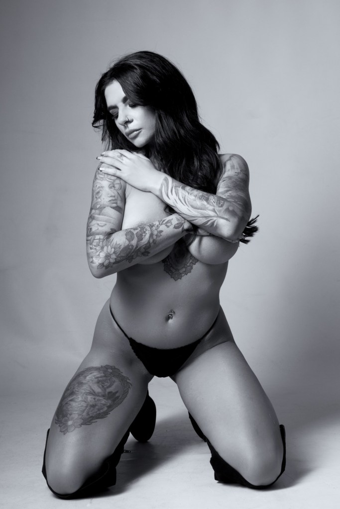 black and white, glamour, tattoos, studio shoot, cork, ireland, Julieanne Mccarthy, topless