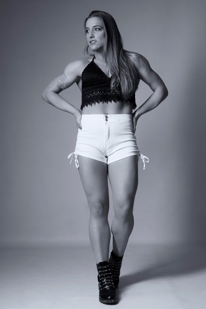 Kimm Gonçalves, model, cork, ireland, glamour, studio shoot, black and white