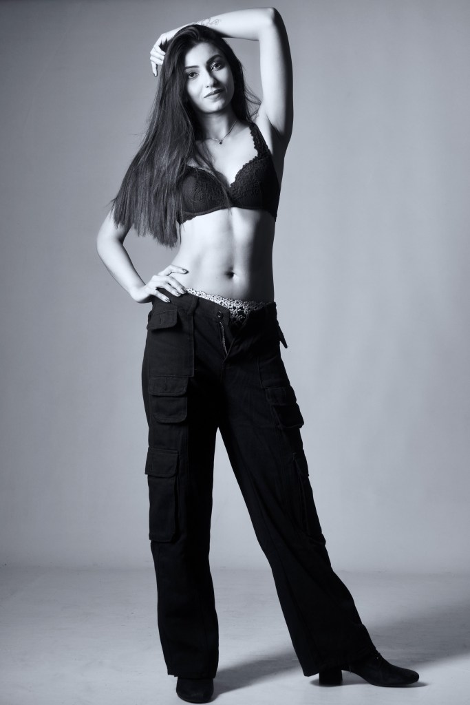 Glamour photography, boudoir shoot, cork, ireland, black and white, lingerie