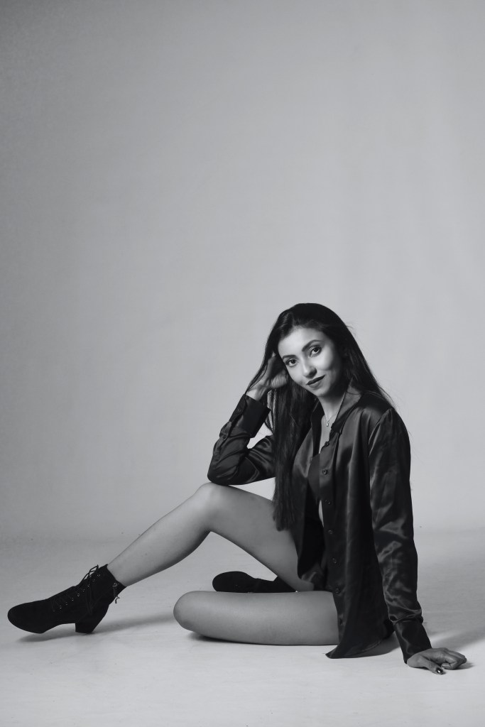 Glamour photography, boudoir shoot, cork, ireland, black and white, lingerie