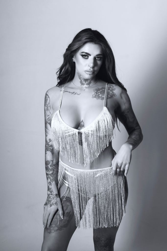 Studio shoot, cork, ireland, glamour, black and white