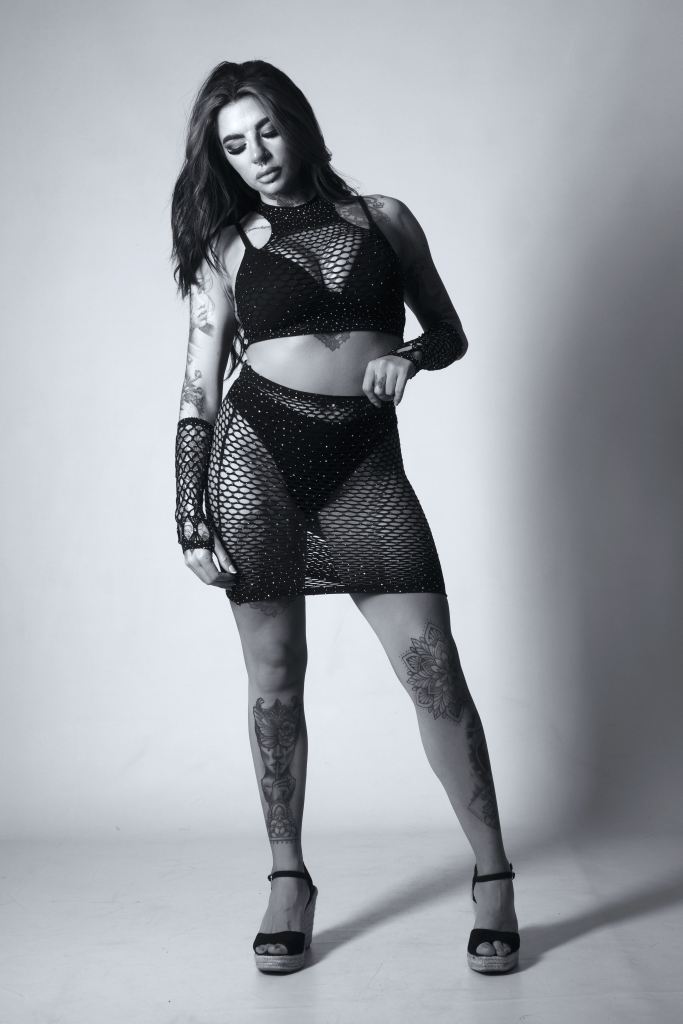 Studio shoot, cork, ireland, glamour, black and white