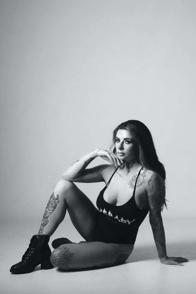 Studio shoot, cork, ireland, glamour, black and white