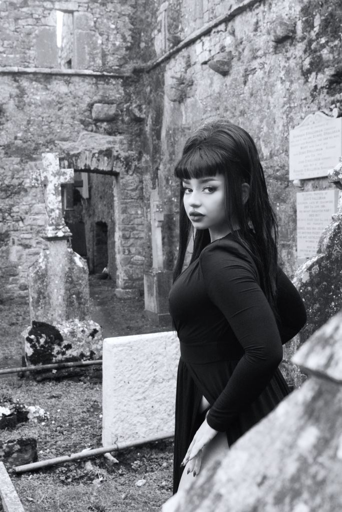 Altair Leiros, black and white, glamour, alt model, cork, ireland, Elvira