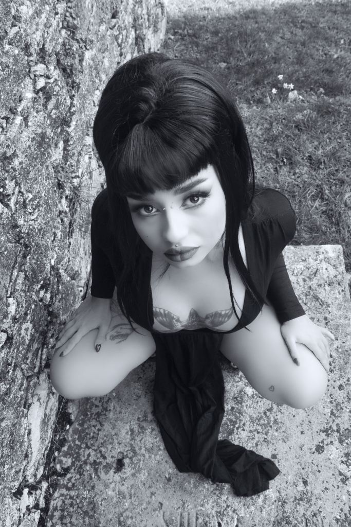 Altair Leiros, black and white, glamour, alt model, cork, ireland, Elvira