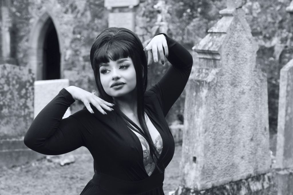 Altair Leiros, black and white, glamour, alt model, cork, ireland, Elvira