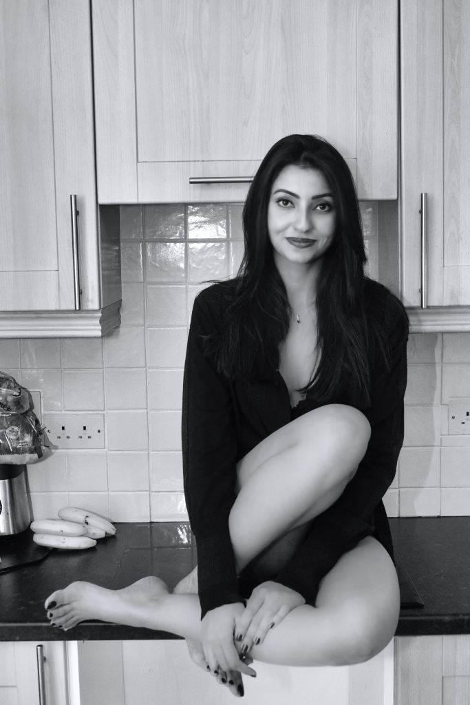 homeshoot, cork, ireland, glamour, black and white