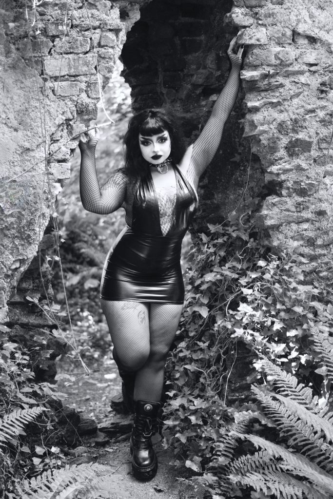 cork, glamour shoot, alternative, altair leiros, black and white, Trad Goth
