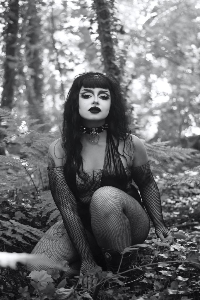 cork, glamour shoot, alternative, altair leiros, black and white, Trad Goth