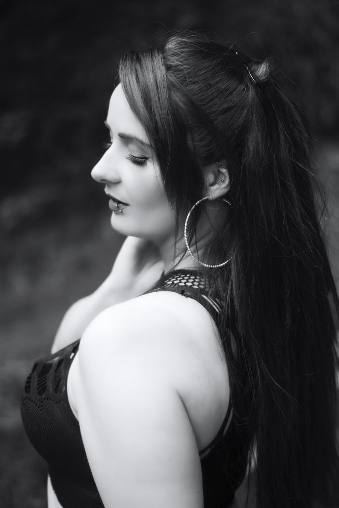 model, photo shoot, Cork, Ireland, black and white