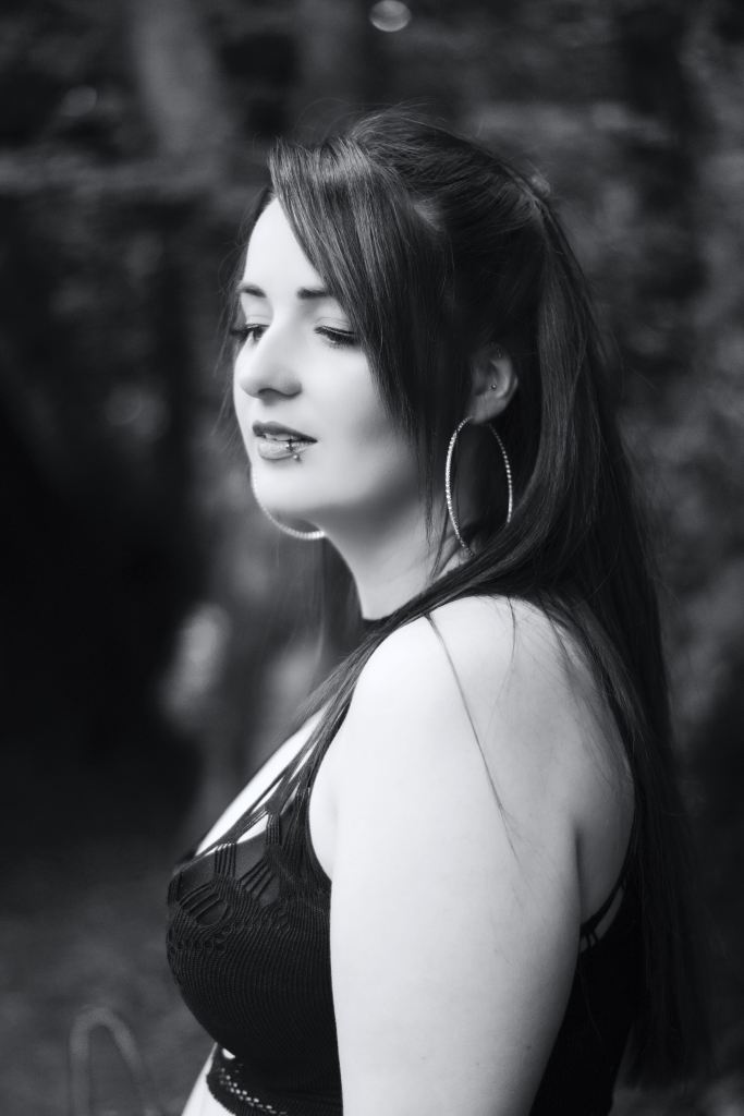 model, photo shoot, Cork, Ireland, black and white